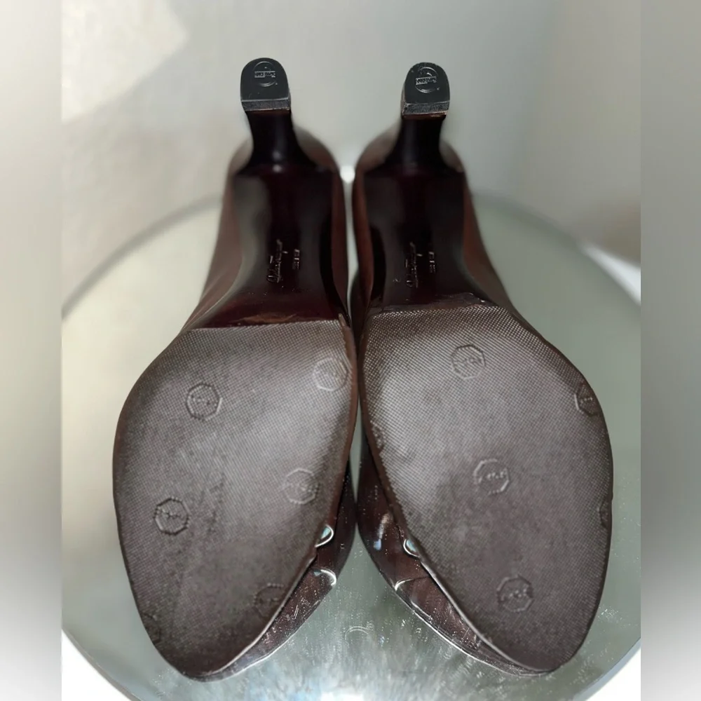 Salvatore Ferragamo Leather Pumps Heels, Brown with Blue Interior, Size 9B - Picture 10 of 14